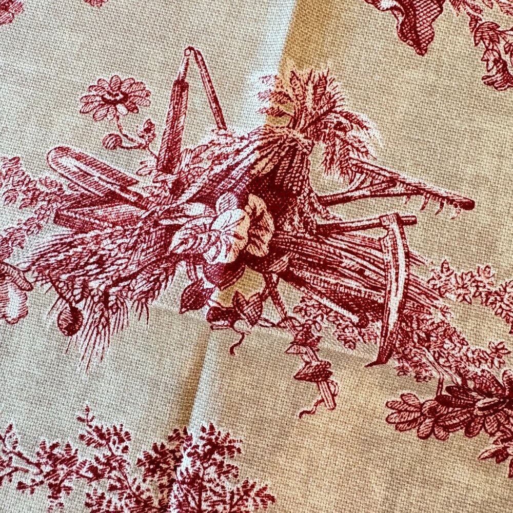 Set of 8 Elegant French Country Toile Linen Napkins